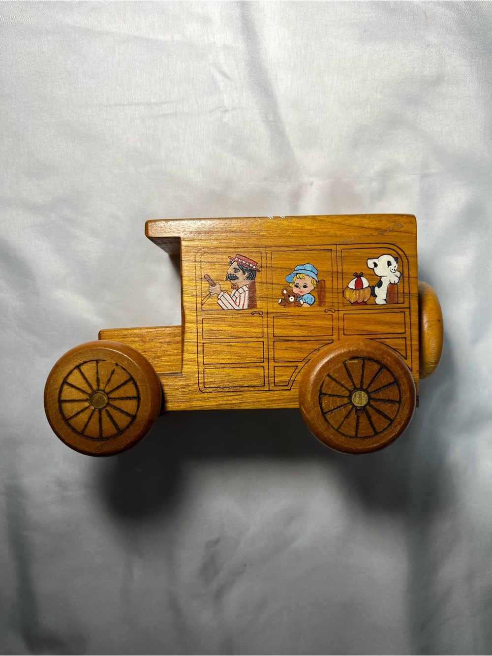 Vintage 1978 Toystalgia Rolling Wooden Coin Bank Toy Family Buggy Golden Valley - Picture 2 of 7